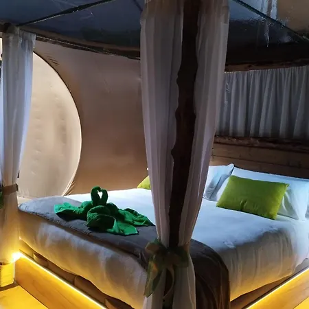 Cosmoveros - Burbuja Casa rural