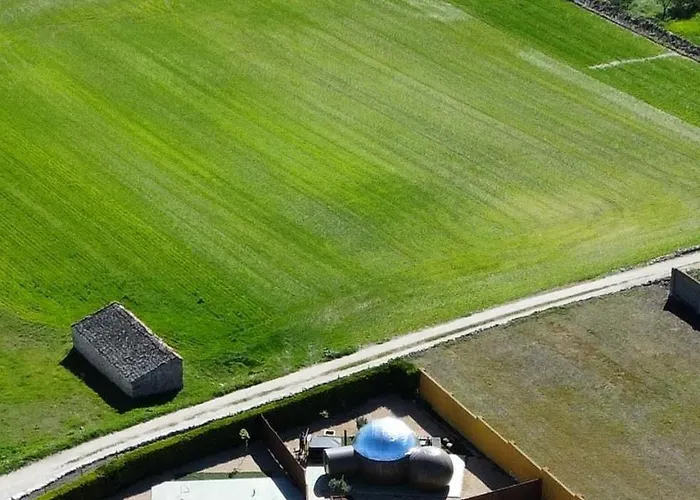 Cosmoveros - Burbuja 컨트리하우스 페드라사