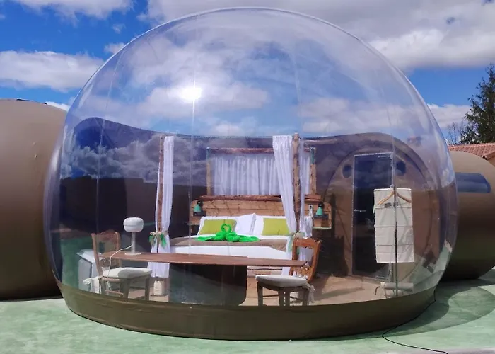 Cosmoveros - Burbuja 컨트리하우스 페드라사