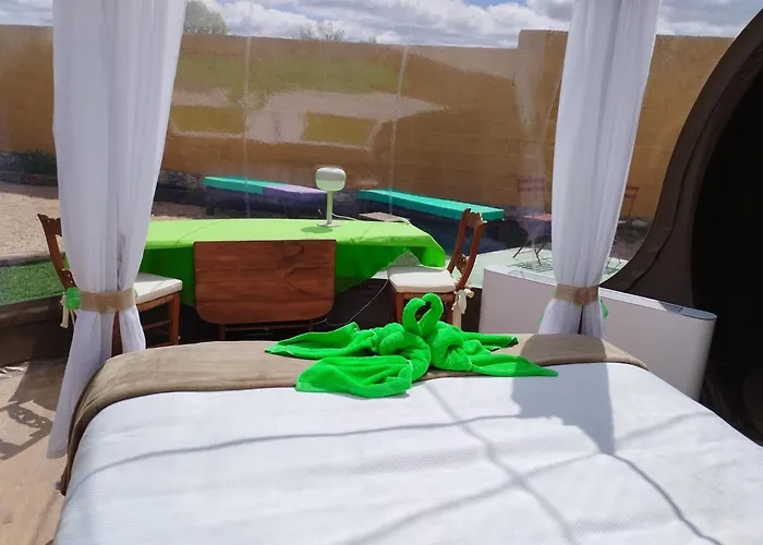 Cosmoveros - Burbuja 컨트리하우스