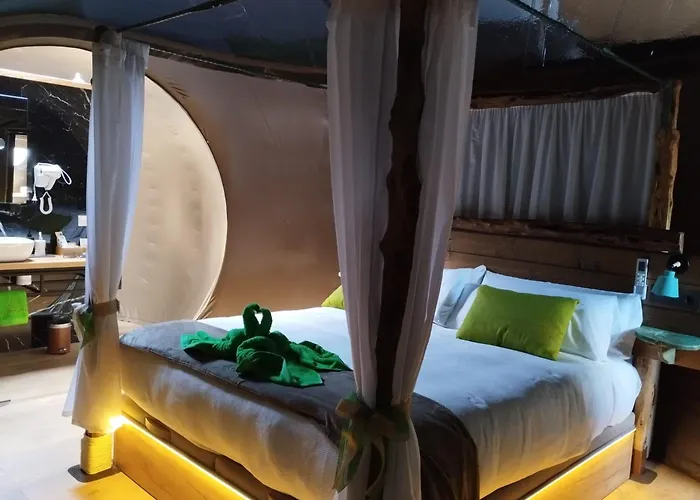 Cosmoveros - Burbuja 컨트리하우스