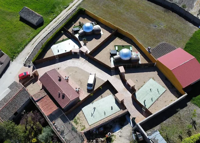 Cosmoveros - Burbuja 컨트리하우스